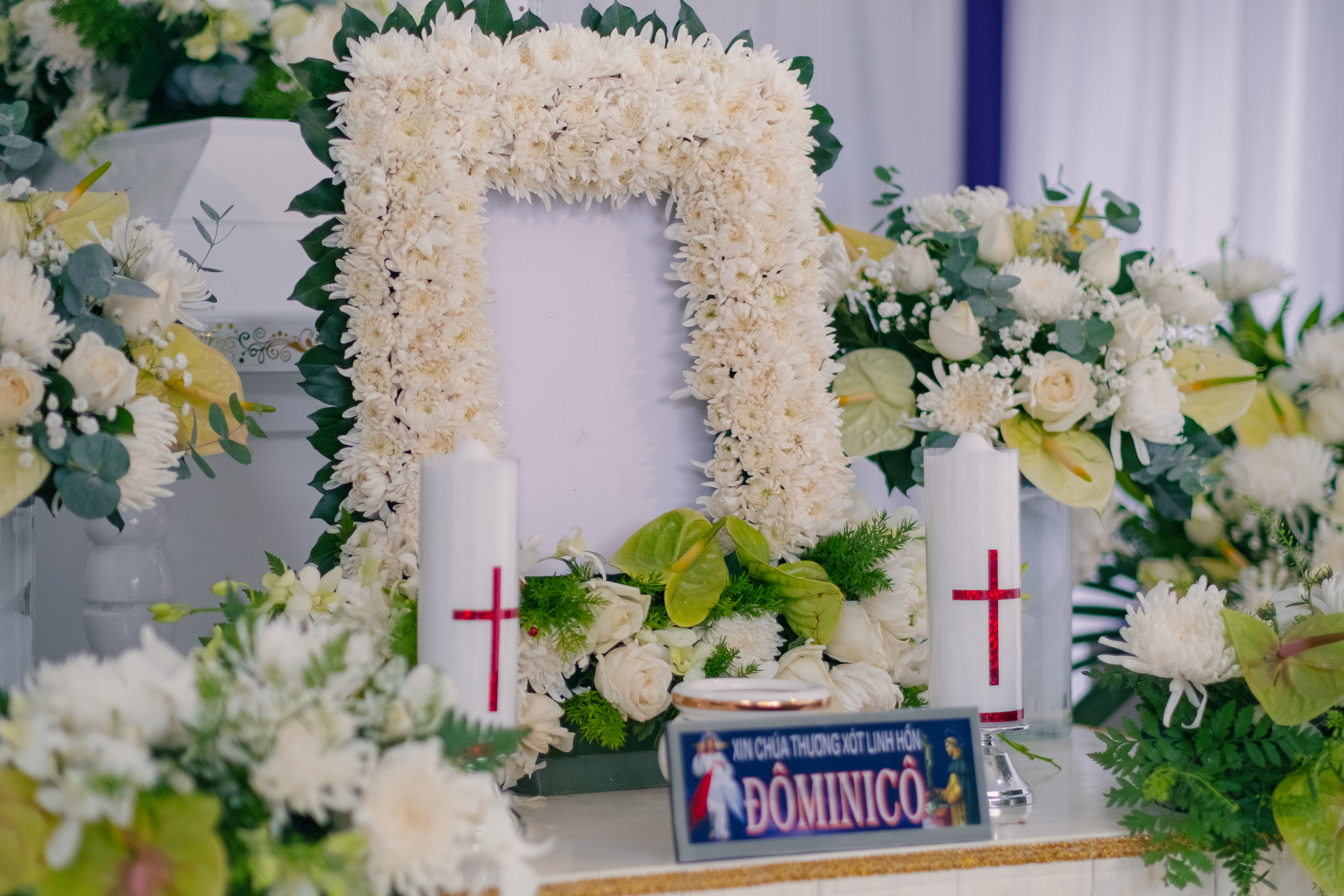 Blackstones - An Táng Tiêu Chuẩn - Công Giáo